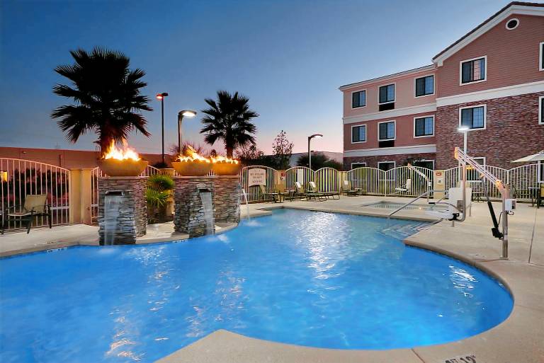 Condo  Drexel-Alvernon