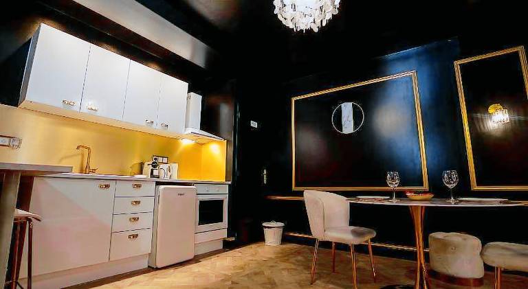 Rental apartment with jacuzzi — photo 5