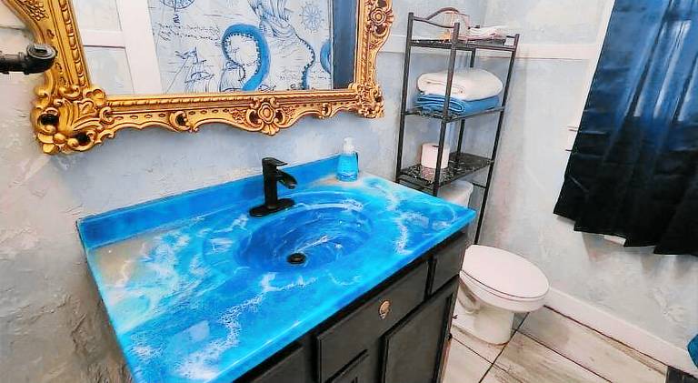 Beautiful vacation home with hot tub | Pets are welcome — photo 2