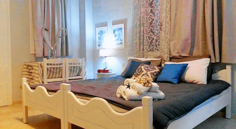 Holiday apartment with patio & yard in Ierapetra
