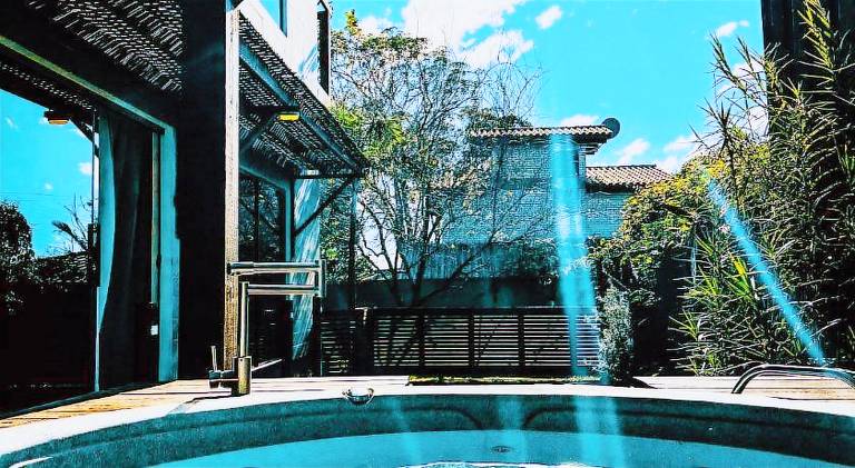 House with terrace, barbeque & yard | Suitable for remote work in Imbituba