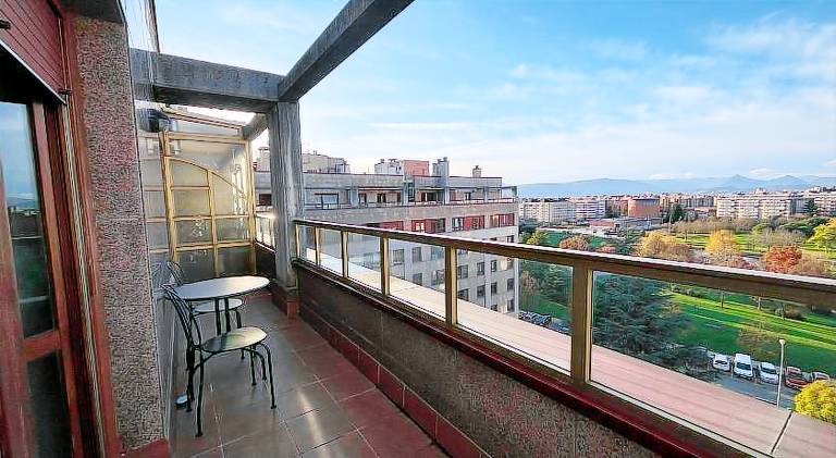 Apartment with patio | Perfect for remote work — photo 5