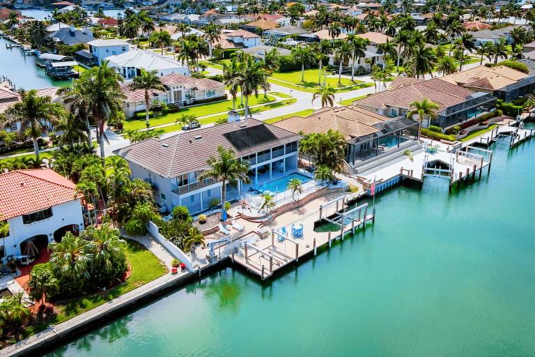 Saltwater Sunset Oasis