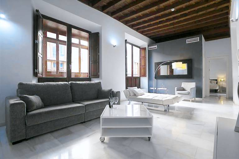 Aparthotel Granada
