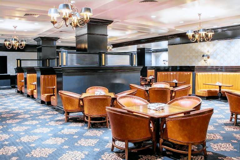 The Antlers, a Wyndham Hotel — photo 4
