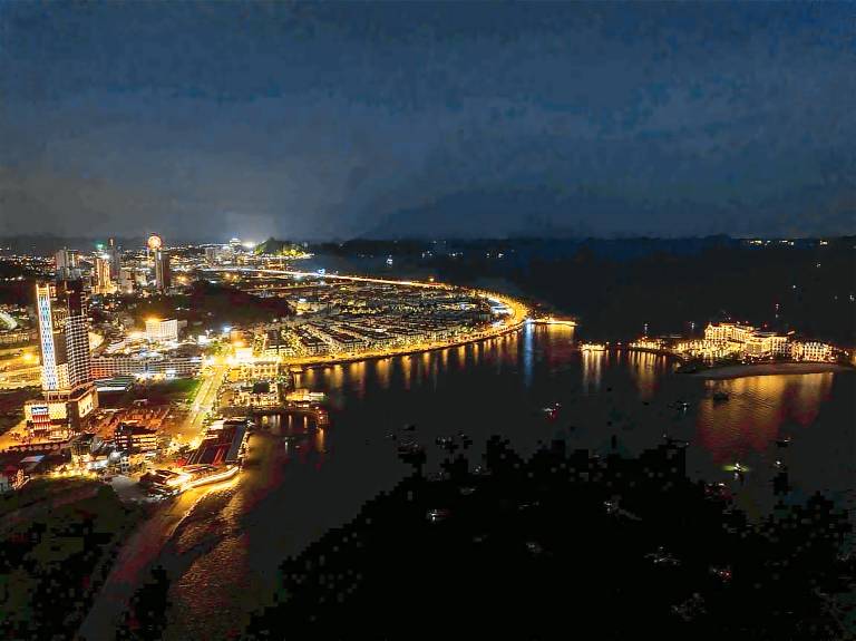 ALACARTE HaLong HOTEL — photo 5