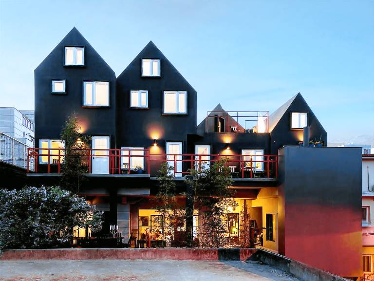 IHouse ChinChin in Seoul
