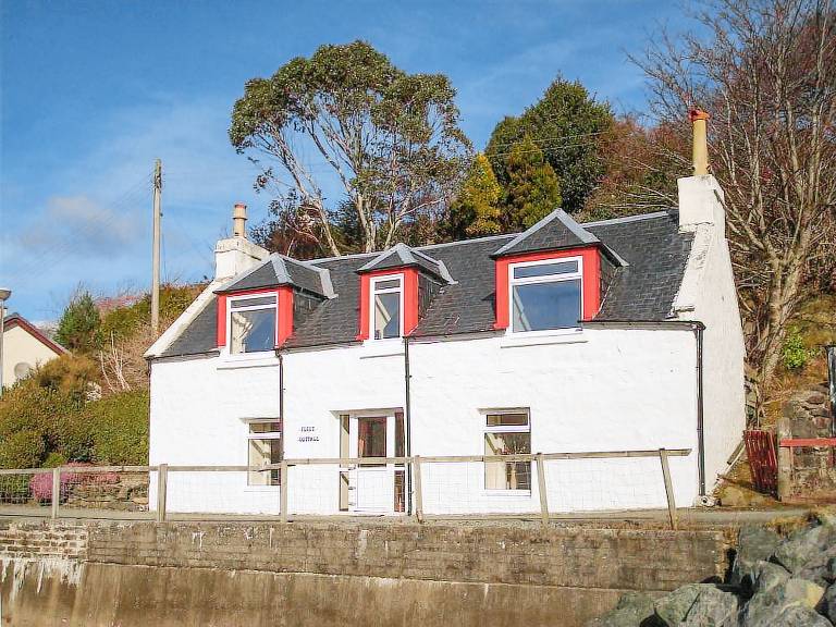 House  Portree