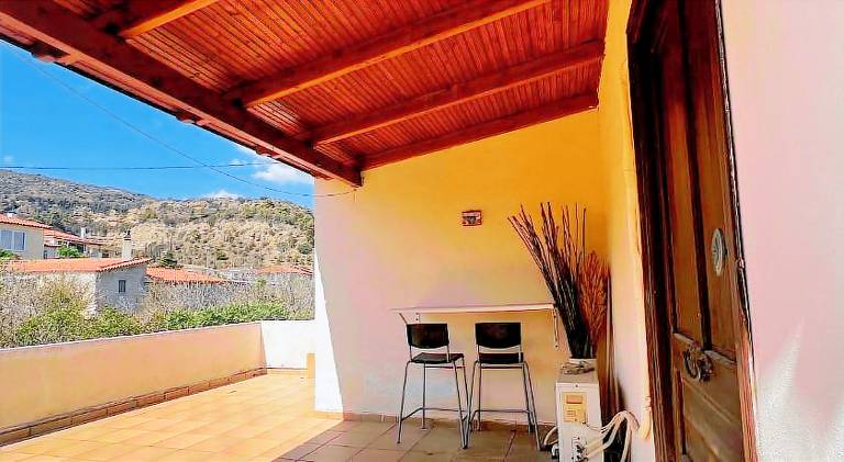 Nice house with patio & yard | Pets allowed — photo 3