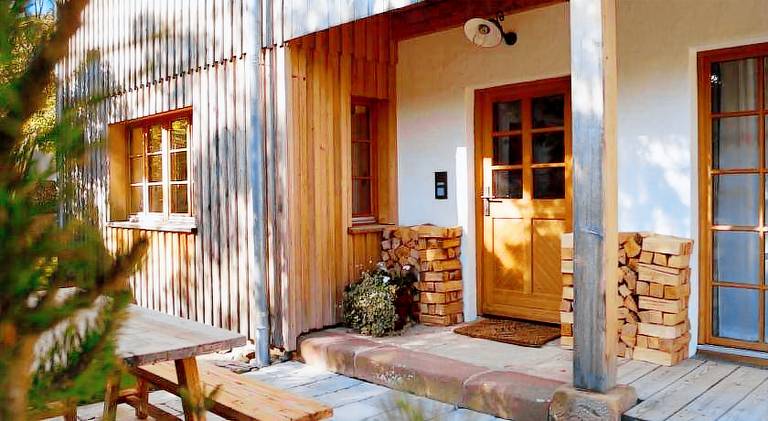 Apartment with terrace, sauna & yard — photo 4