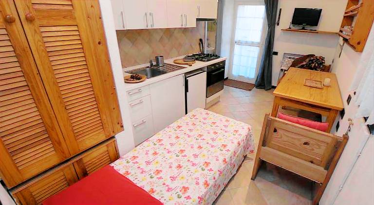 Apartment with 1 room for 3 persons — photo 2
