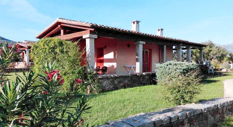 Vacation home with garden | Pets are welcome in San Teodoro