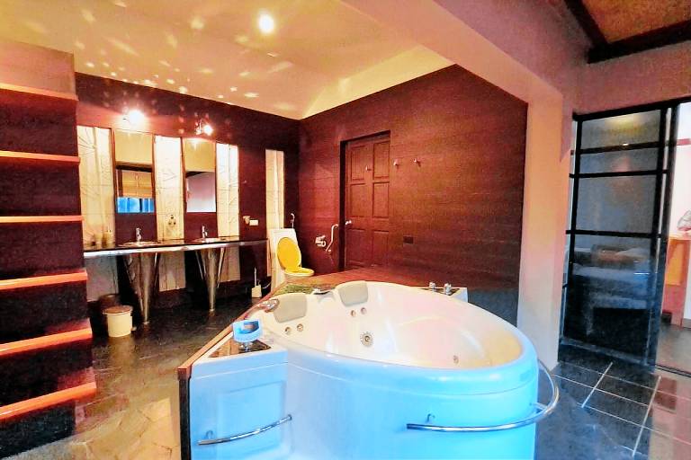 Luxury Pool Villa — photo 3