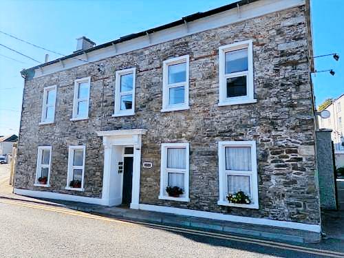 Bed & Breakfast  Youghal-Lands