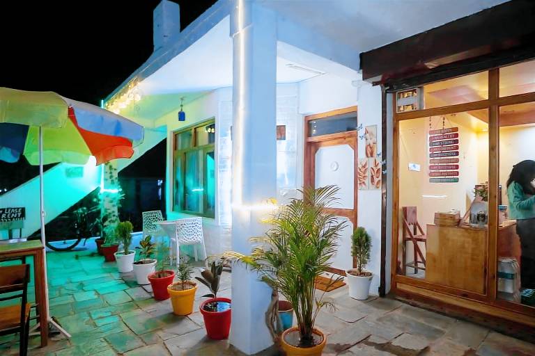 House with yard & terrace | Pets allowed — photo 4