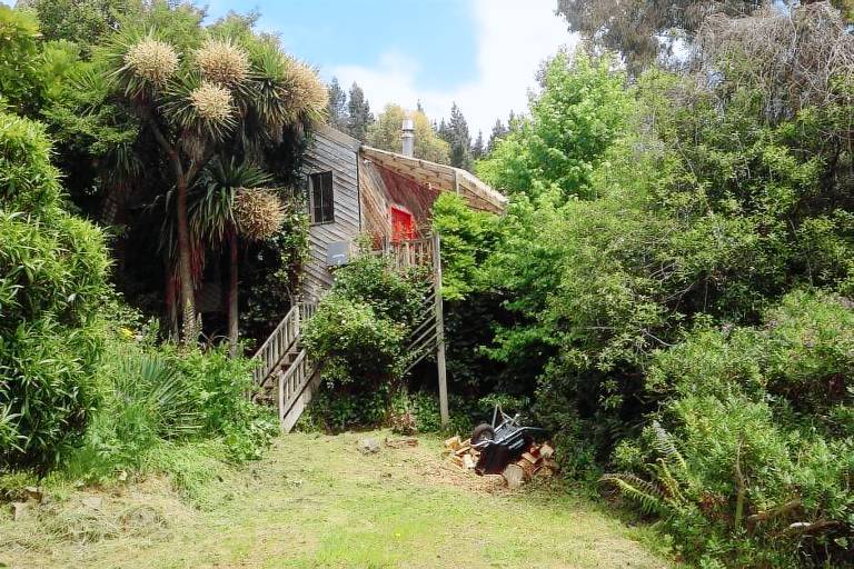 House  Broad Bay