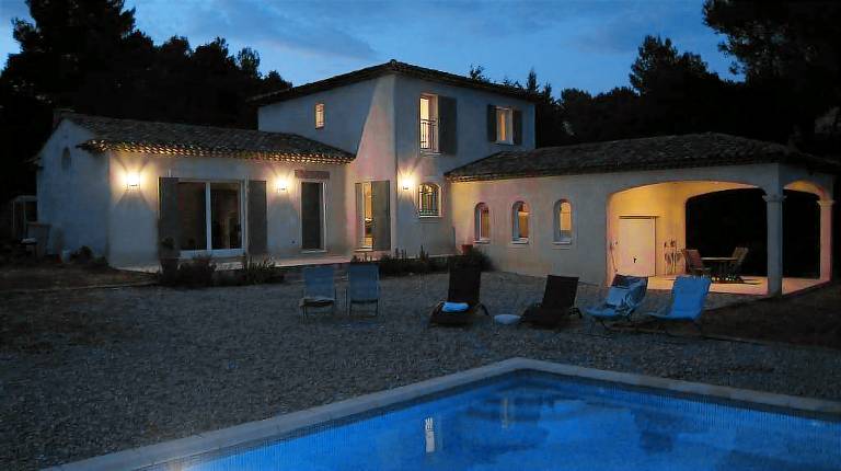Fully equipped beautiful vacation home with garden, grill & private pool | Dogs allowed — photo 4