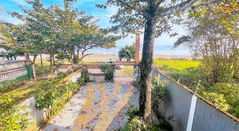 Vacation home with pool in Bertioga