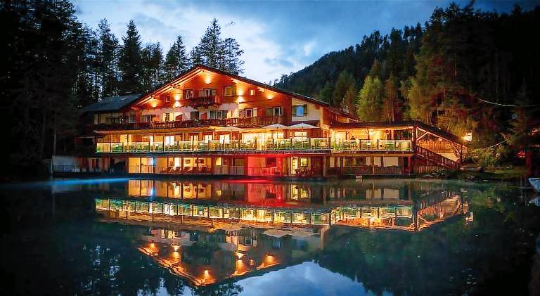 Hotel Lago della Creta in Marebbe
