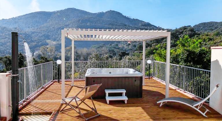Villa with hot tub | Pets allowed — photo 4
