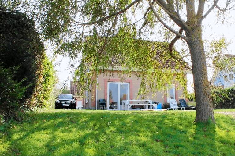 House with barbecue, patio & garden — photo 4