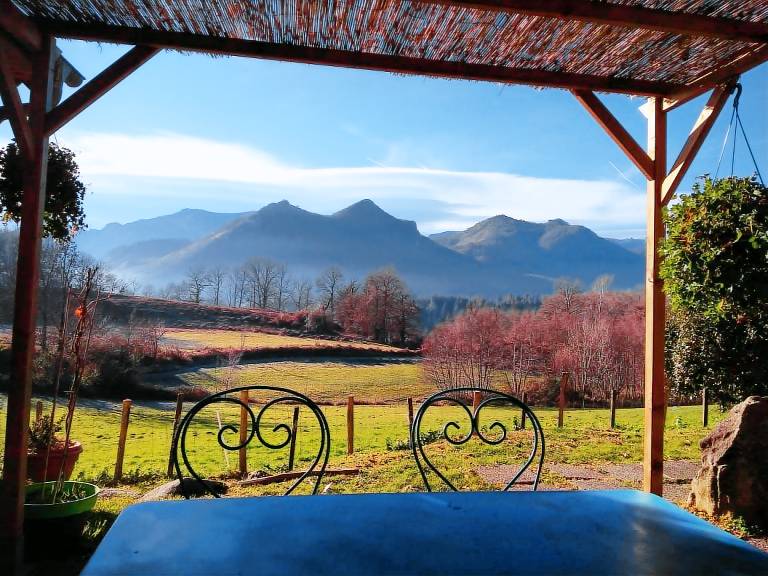 Gite with terrace, BBQ & garden | Pets allowed — photo 2