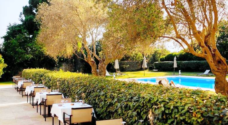 Hotel & Restaurant de charme - La Begude Saint-Pierre — photo 3