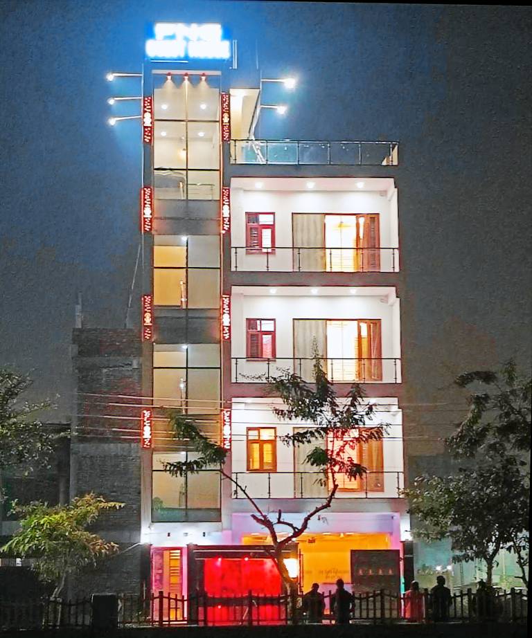 House with terrace & garden — photo 3