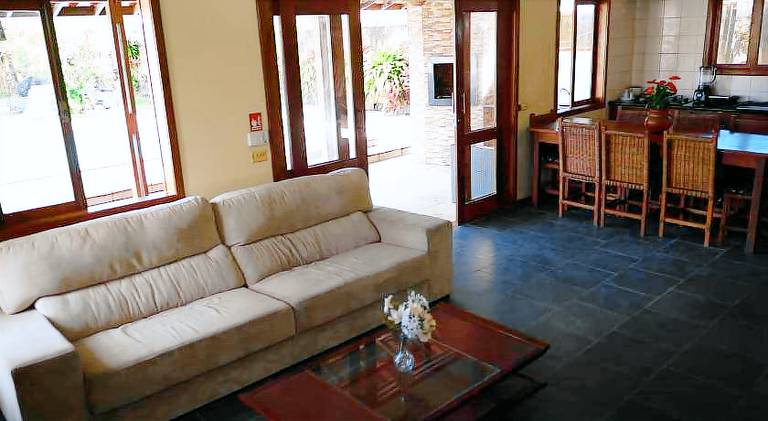 House with pool | Beach nearby | Pets are welcome — photo 5