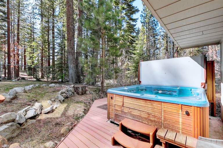 House  Zephyr Cove