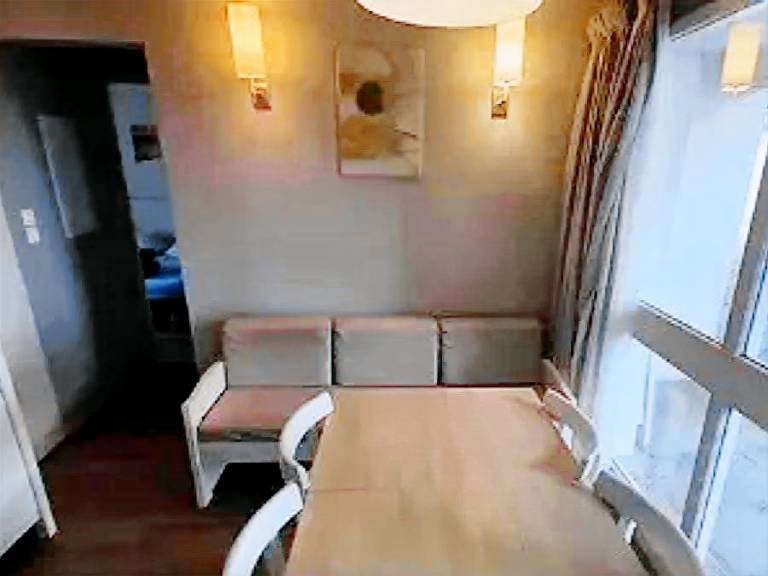 Apartment with patio — photo 5