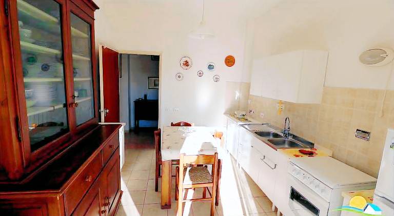 Apartment with 2 rooms for 5 persons — photo 3