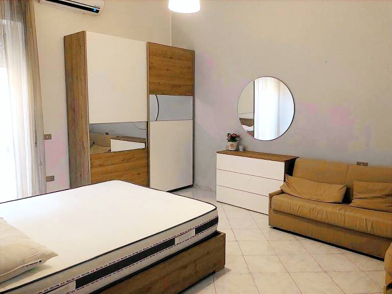 Apartment with 1 room for 4 persons — photo 2