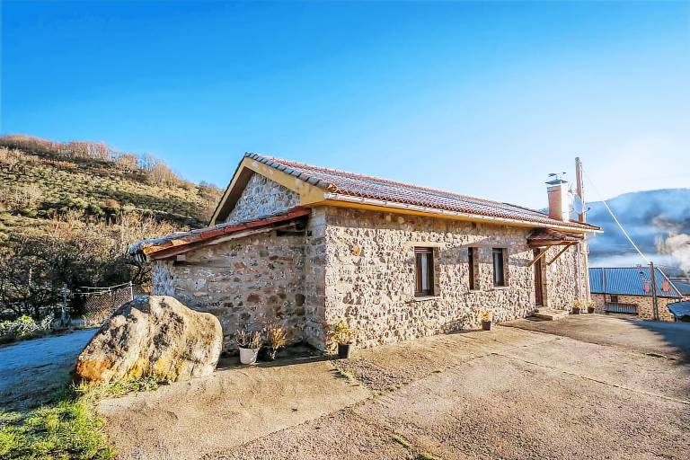Casa Lores