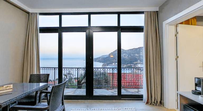 Boutique Apartment with Sea View in Turunc Crush House — photo 4