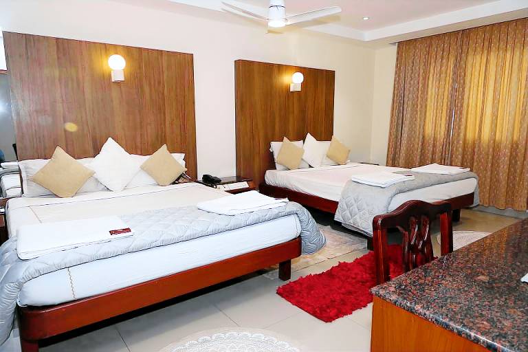 Dhanunjayas Luxury Hotel