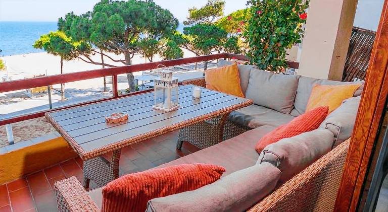 Holiday apartment with terrace — photo 3