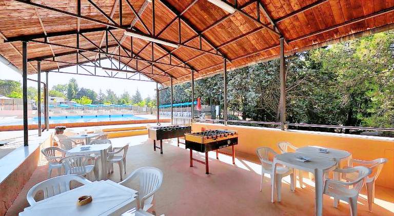 House with pool, terrace & jacuzzi | Pet-friendly — photo 5