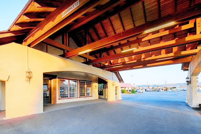 Red Lion Hotel and Conference Center Ellensburg — photo 5