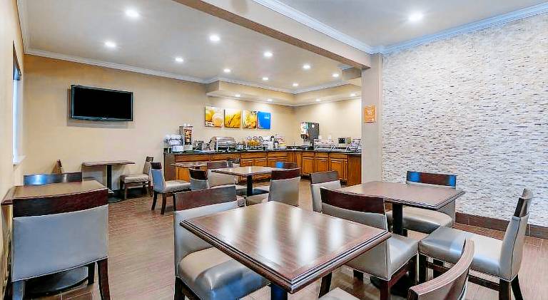 Comfort Inn & Suites Waterloo - Cedar Falls — photo 4