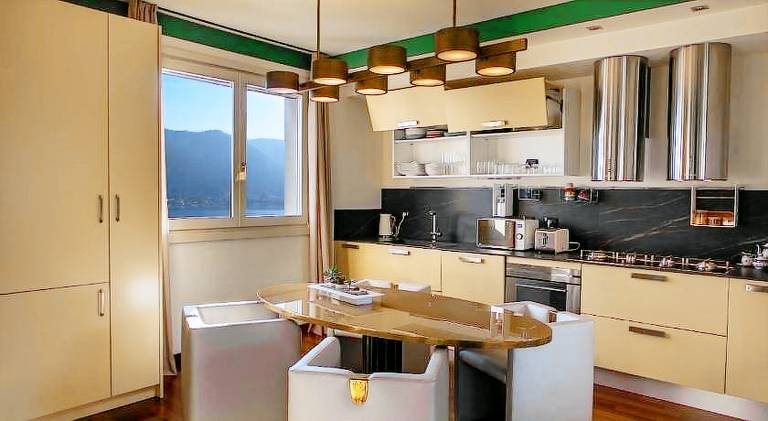 Fully equipped beautiful holiday apartment with garden, private pool & patio | Pet-friendly — photo 4