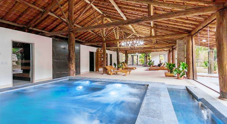 Farm with jacuzzi, pool & garden | Pet-friendly — photo 2