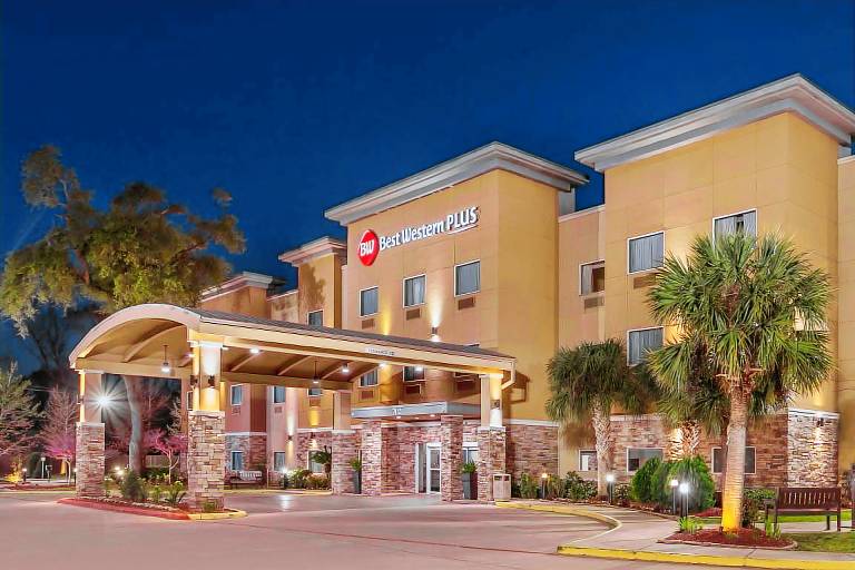 Best Western Plus Lake Jackson Inn & Suites in Lake Jackson, TX