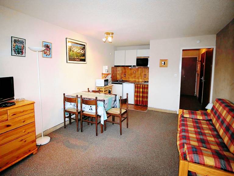 Spacious studio cabin 250m from slopes, sleeps 4, free parking - Auris en Oisans — photo 4