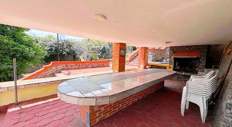 Pleasant house with pool | Pets allowed — photo 3
