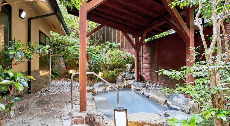 Ajisai Onsen Ryokan - Award Winning Private Open Air Onsen in Hakone