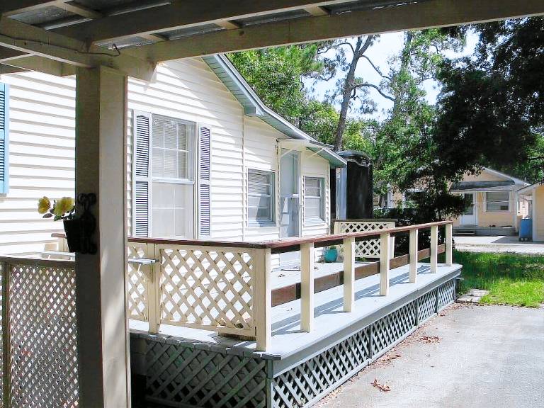 House  Apalachicola