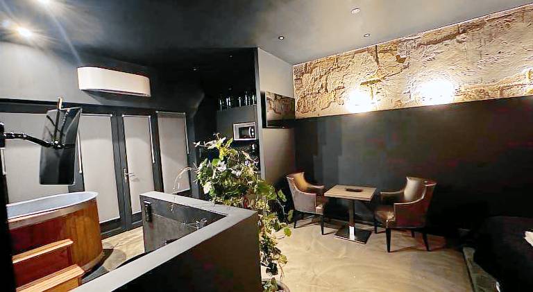 Apartment | Close to Bordeaux Cathedral — photo 4