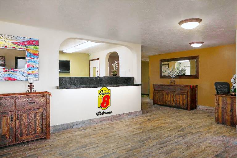 Super 8 By Wyndham Idaho Falls — photo 5