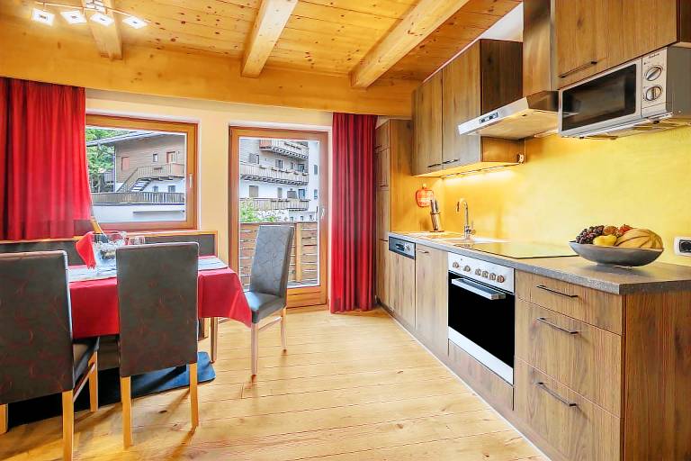 Apartment "Villa Anita Piz da Peres" with Mountain View, Sauna, Wi-Fi & Terrace — photo 5